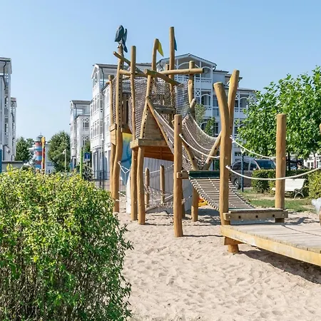 Apartment Stilvolle Mit Gemuetlichem Balkon In